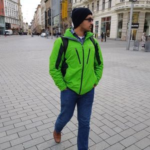 Meet your Posher, Sheehan